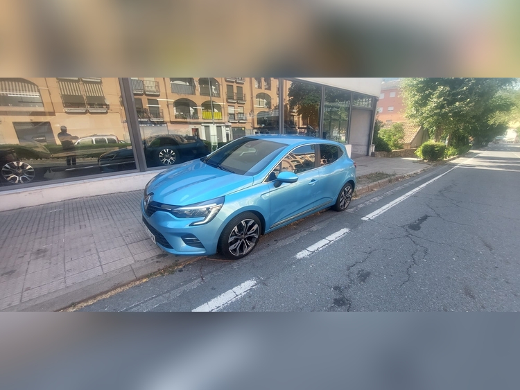 Renault Clio TCE 90CV foto 11